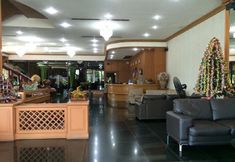 Lobi 7 Pathum Thani Place Hotel