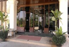Exterior 6 Pathum Thani Place Hotel