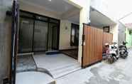 Bangunan 2 Family 5 Bedroom at Homestay Wardoyo