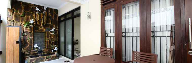 Lobby Family 5 Bedroom at Homestay Wardoyo