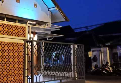 Bangunan Family 4 Bedroom House at Ndalem Benteng