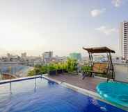 Swimming Pool 2 Phuong Tran Apartment and Hotel