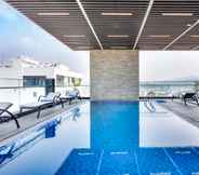 Swimming Pool 3 Emerald Bay Hotel & Spa
