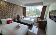 Kamar Tidur 4 Win Premier Hotel Mangga Besar