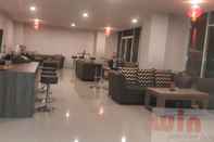 Bar, Cafe and Lounge Win Premier Hotel Mangga Besar