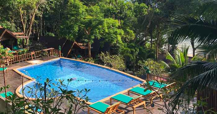 Swimming Pool Koh Jum Ocean Beach Resort