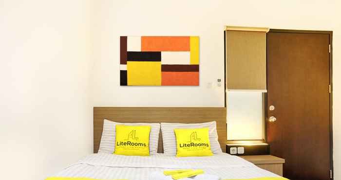 Bedroom LITE ROOMS SETIABUDI KUNINGAN 