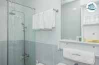 Toilet Kamar Novena Hotel