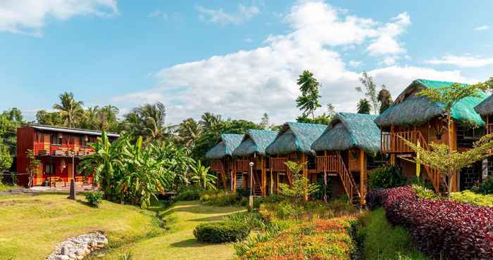 Bên ngoài Your Brother's House Tribal Village