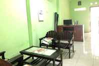 Lobby Homestay Zuhriyah Syariah - 2 Bedrooms