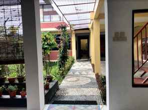 Exterior 4 Terracotta Guest House Yogyakarta