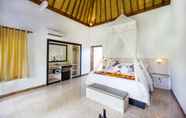 Bedroom 3 Song Bintang Villas Lembongan