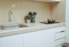 Bar, Cafe and Lounge 7 Comfy Homestay @ Troya Batu Residence