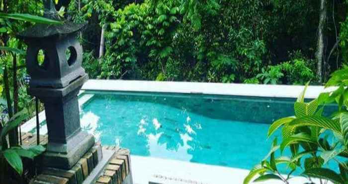 Swimming Pool Bisma Jaya Bungalow