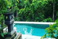 Swimming Pool Bisma Jaya Bungalow