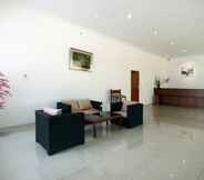 Lobby 7 Hotel Baru Cirebon