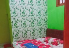 Kamar Tidur 5 Full House 4 Bedrooms at Wahyu Barokah Tawangmangu