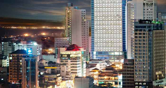 Exterior St Giles Hotel Makati