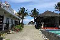 Bangunan Damara Beach Front Resort