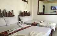 Kamar Tidur 3 Damara Beach Front Resort