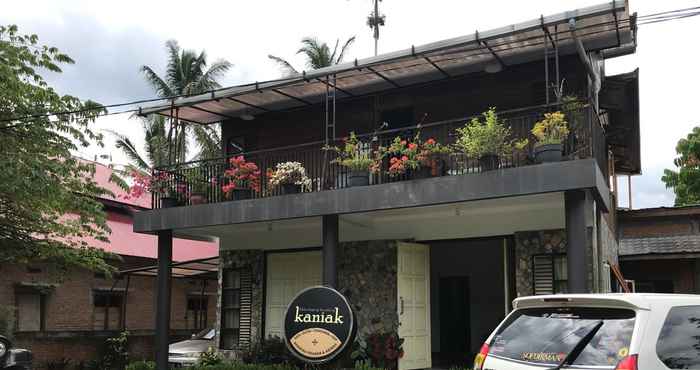 Exterior Kaniak Homestay Syariah