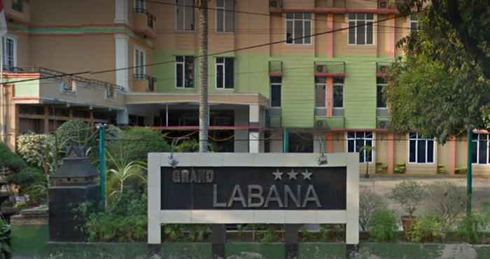 Lobi Grand Labana Hotel