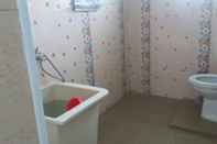 Toilet Kamar Margareth Guest House