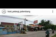 บาร์ คาเฟ่ และเลานจ์ Kost Pelangi Syariah Palembang