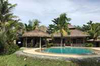 Kolam Renang Nova Beach Resort 