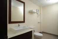 Toilet Kamar Mawin Hotel 