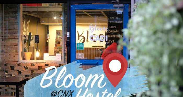 Bangunan The Bloom Hostel