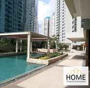 Kolam Renang 2 Home 2BR @ Central Park Residence 