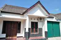 Luar Bangunan 3 Bedroom Homestay Jogja Paten