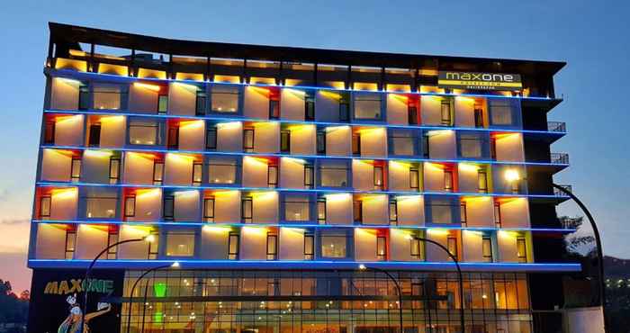 Bangunan MaxOneHotels.com @ Balikpapan