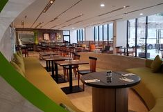 Restoran 6 MaxOneHotels.com @ Balikpapan