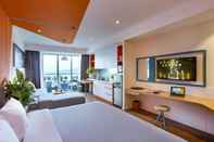 Functional Hall Parama Apartments Balcony Beachfront - Ariyana Condotel
