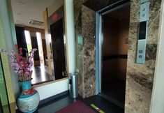 Lobby 6 Grand Eastern Hotel