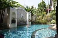 Kolam Renang Bali Corner Residence