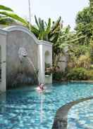 SWIMMING_POOL Bali Corner Residence