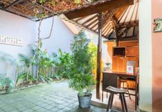 Lobby 5 OYO 3775 Ketut Inn