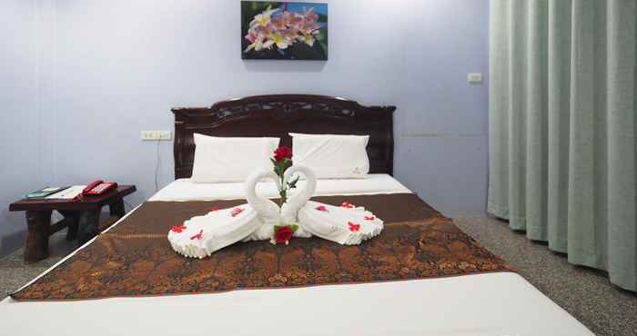 Kamar Tidur Haru Hara Hotel