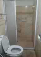 BATHROOM King Rent Apartment @ Braga Citywalk Apartment