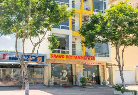 Exterior Grand Bostand Hotel