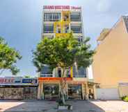 Exterior 2 Grand Bostand Hotel