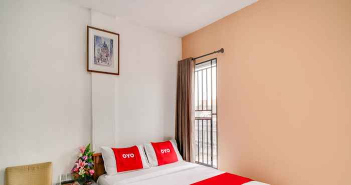 Kamar Tidur OYO 90024 Botania Homestay & Cafe