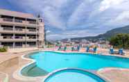 Kolam Renang 6 Patong 7 Days Premium Hotel Phuket