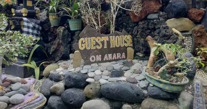 Exterior Om Ahara Guest House