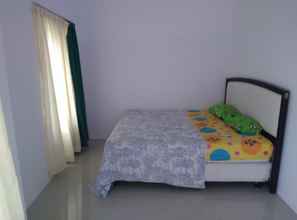 Bilik Tidur 4 Guest House Setiabudi Boulevard Medan