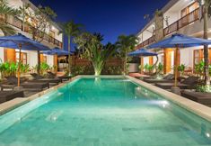 수영장 2 Sahadewa Suites Residence