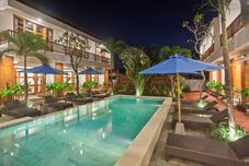 외관 Sahadewa Suites Residence